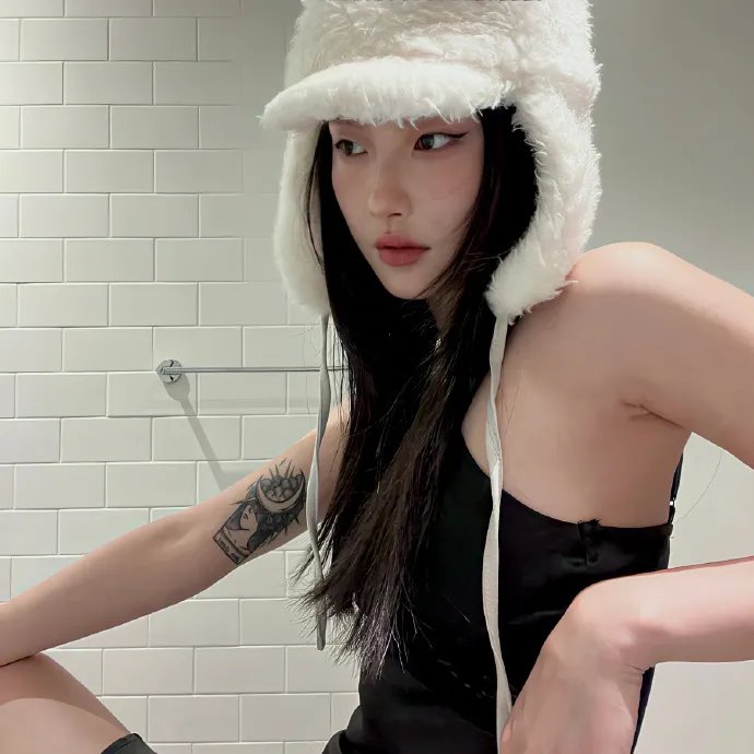 女他
